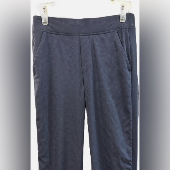Athleta Brooklyn leopard Textured Ankle Pants. - Picture 8 of 8